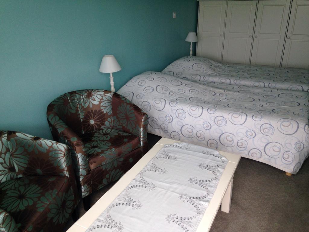 L'Epicurien Hotel Saint-Nicolas-de-Port Bilik gambar